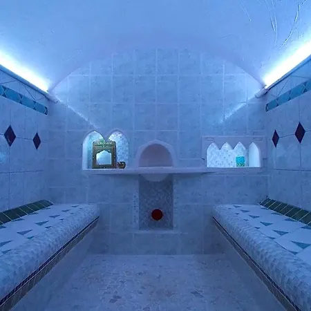 Ben Aise Hammam Massages Frühstückspension 3*