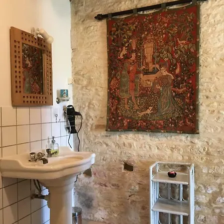 Oda ve Kahvaltı Ben Aise Hammam Massages